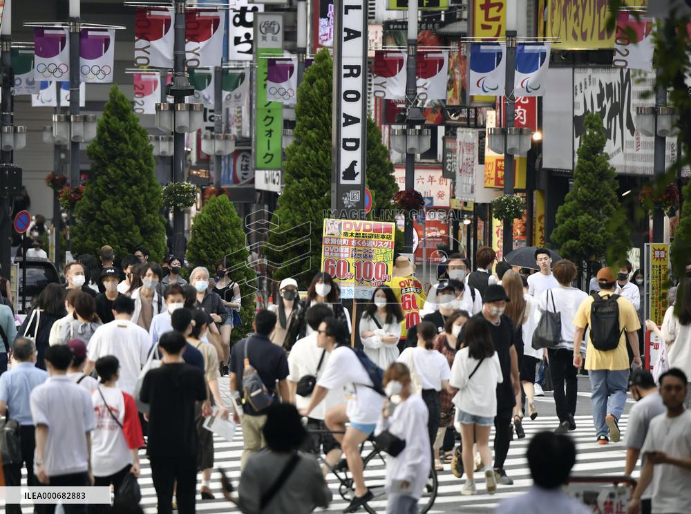Surge in COVID-19 cases in Japan