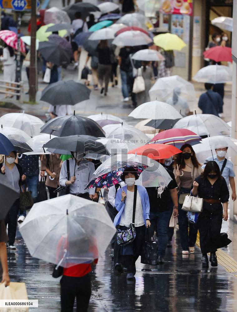 Tokyo logs record 5,773 COVID-19 cases