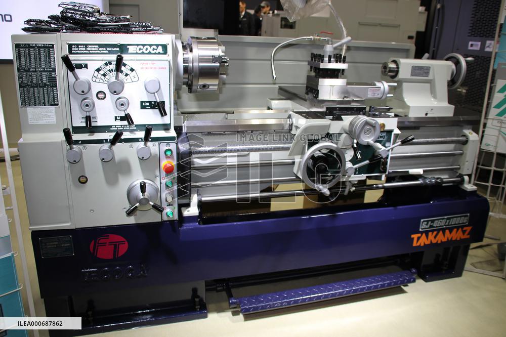 Taiwan-made general-purpose lathe "SJ series" imported and sold by TAKAMATSU MACHINE TOOL CO.