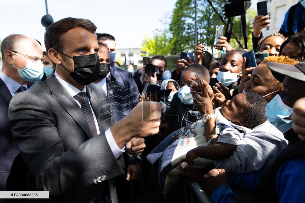 Emmanuel Macron Visits A Primary School - Melun