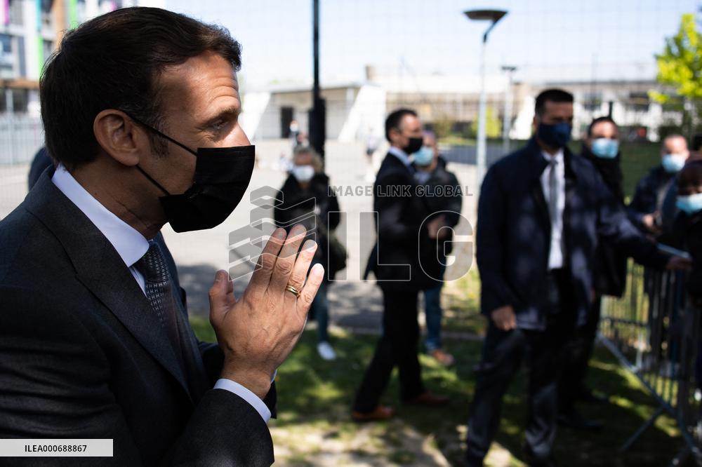 Emmanuel Macron Visits A Primary School - Melun