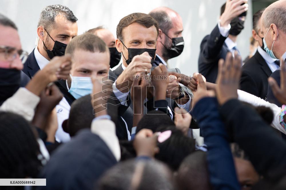 Emmanuel Macron Visits A Primary School - Melun