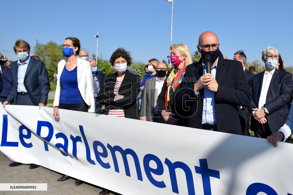 Gathering For The Return Of Sessions At EU Parliament - Strasbourg