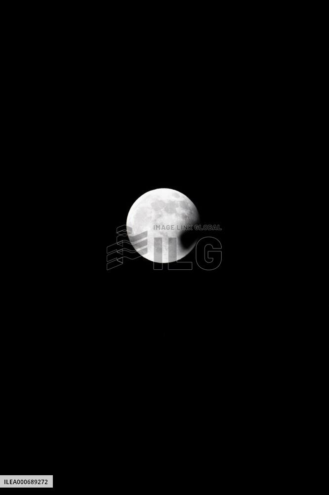 Super Moon - Paris
