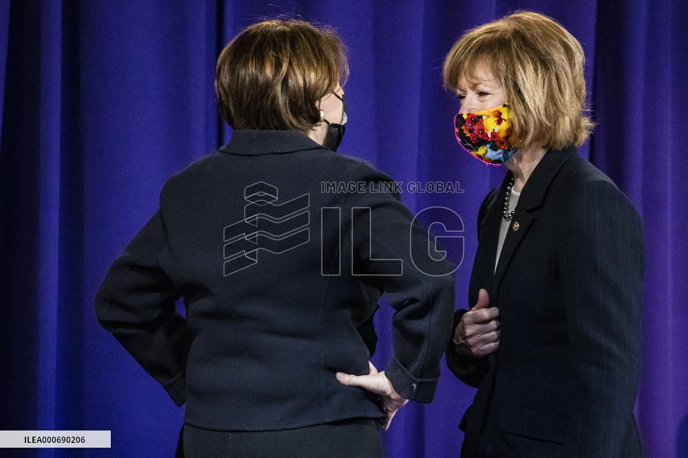 Hundreds Attend Funeral Services For Daunte Wright - Minneapolis