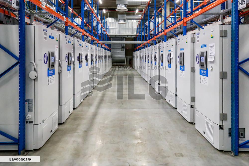 King Philippe Visits Pfizer-BioNTech - Belgium