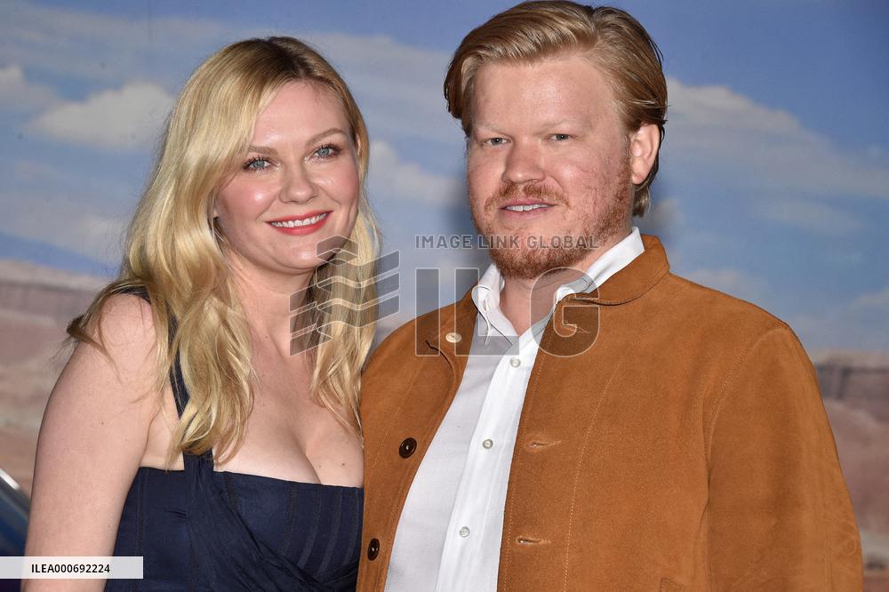 Kirsten Dunst Is Pregnant With Her Second Child