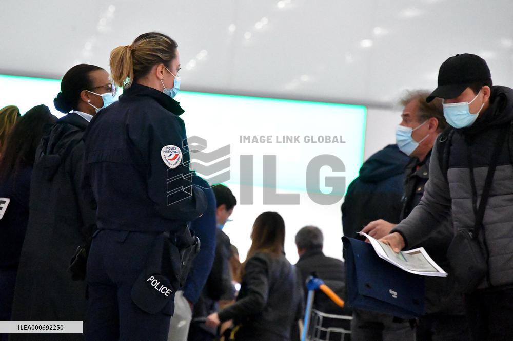 Police Control At Orly Airport - Paris