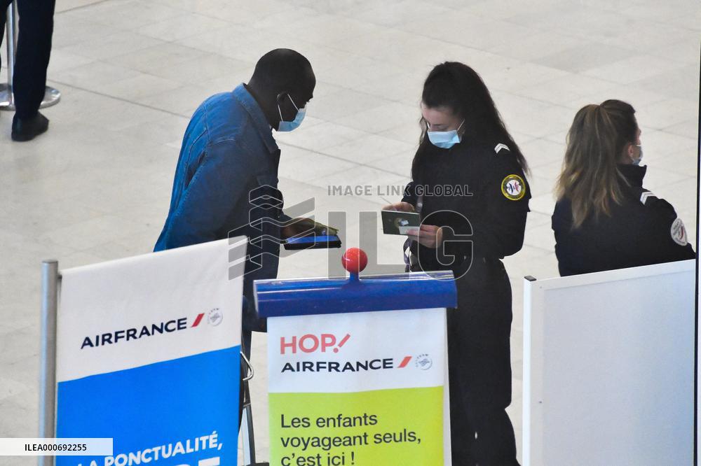 Police Control At Orly Airport - Paris