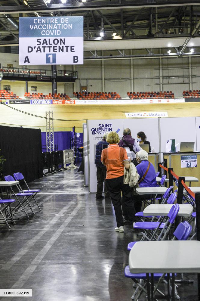 Vaccination Center In Velodrome - Saint-Quentin-en-Yvelines