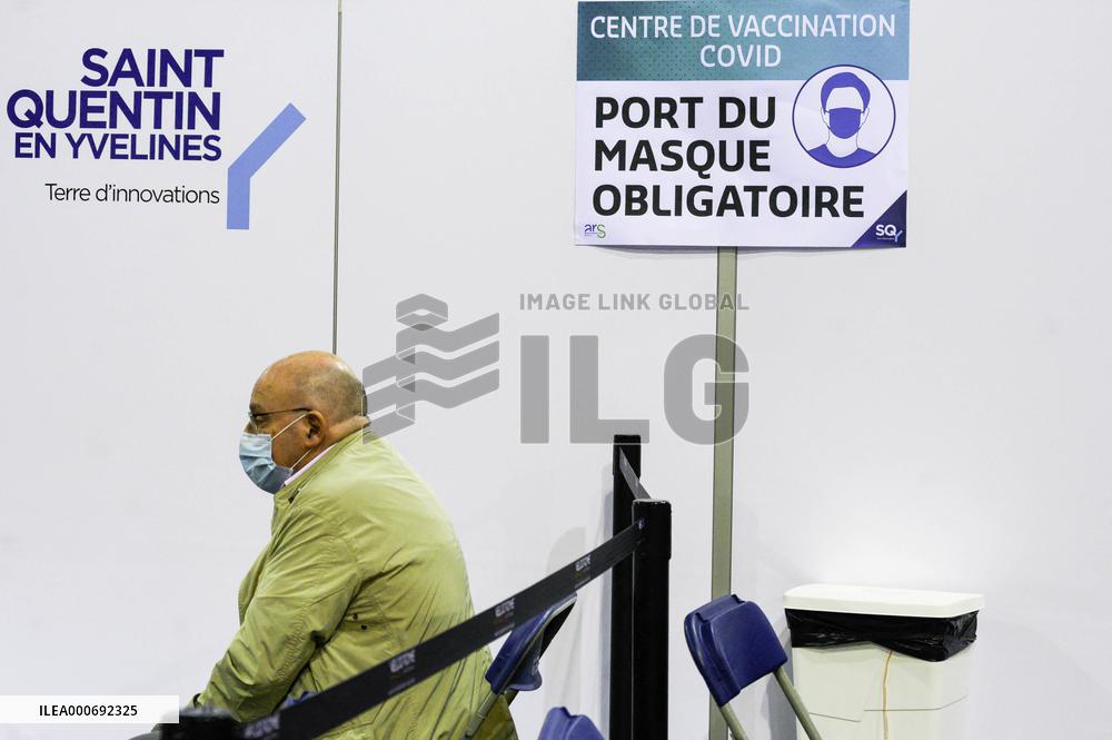 Vaccination Center In Velodrome - Saint-Quentin-en-Yvelines