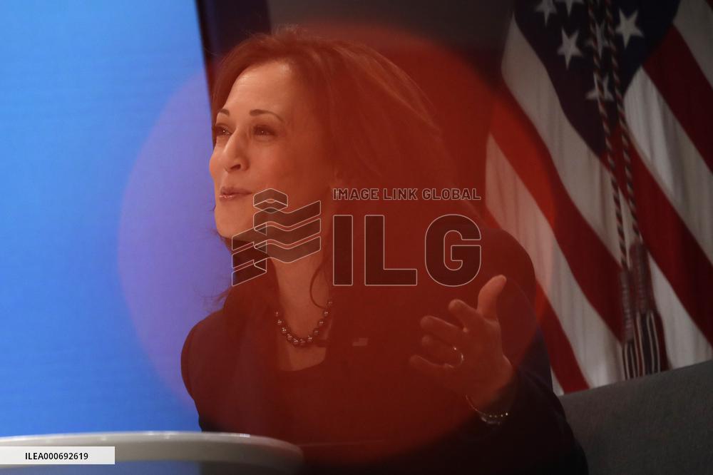 Kamala Harris on COVID-19 public education - Washington
