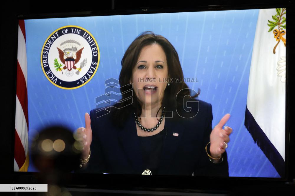 Kamala Harris on COVID-19 public education - Washington