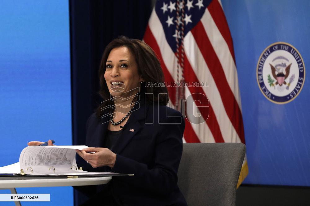 Kamala Harris on COVID-19 public education - Washington