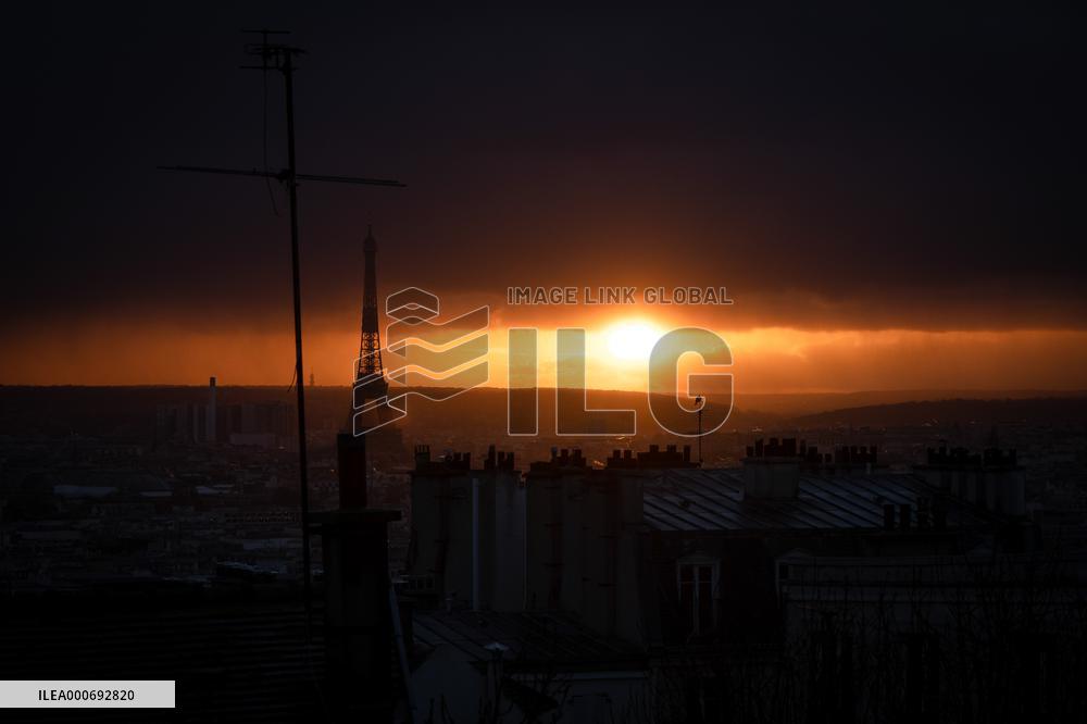 Eiffel Tower - Paris