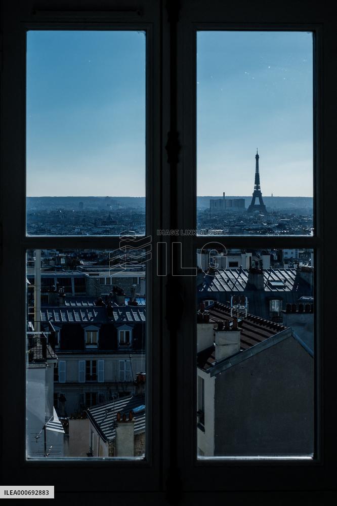 Eiffel Tower - Paris