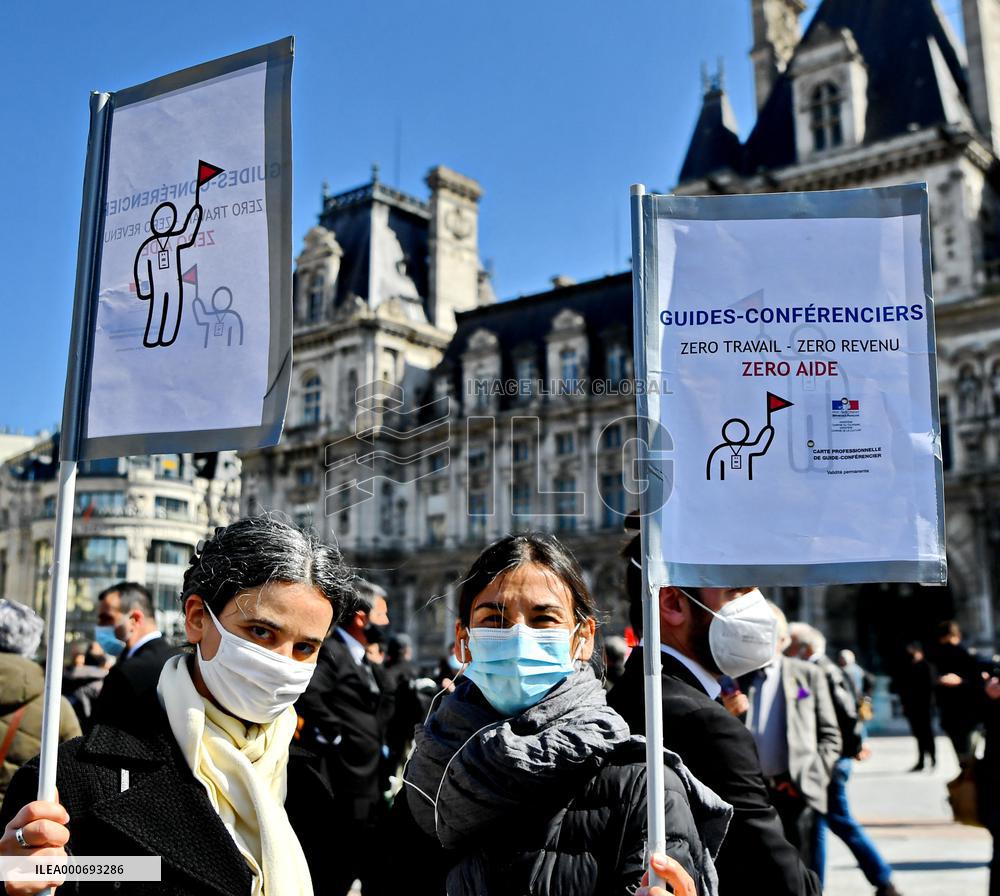 Entertainment workers demonstrate - Paris