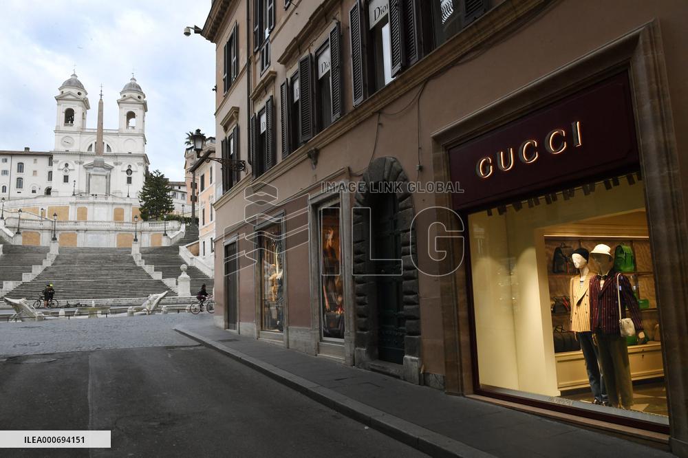 Easter Lockdown in Rome