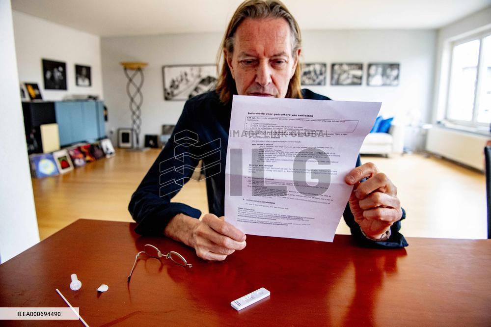 COVID-19 at-home self-test - The Hague