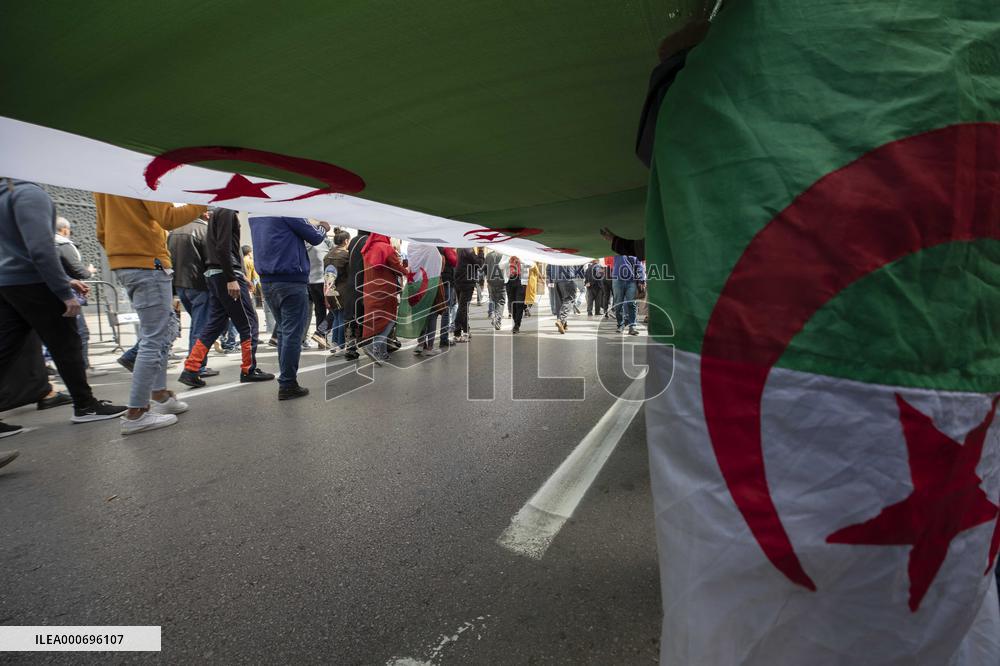 Protest in Algiers