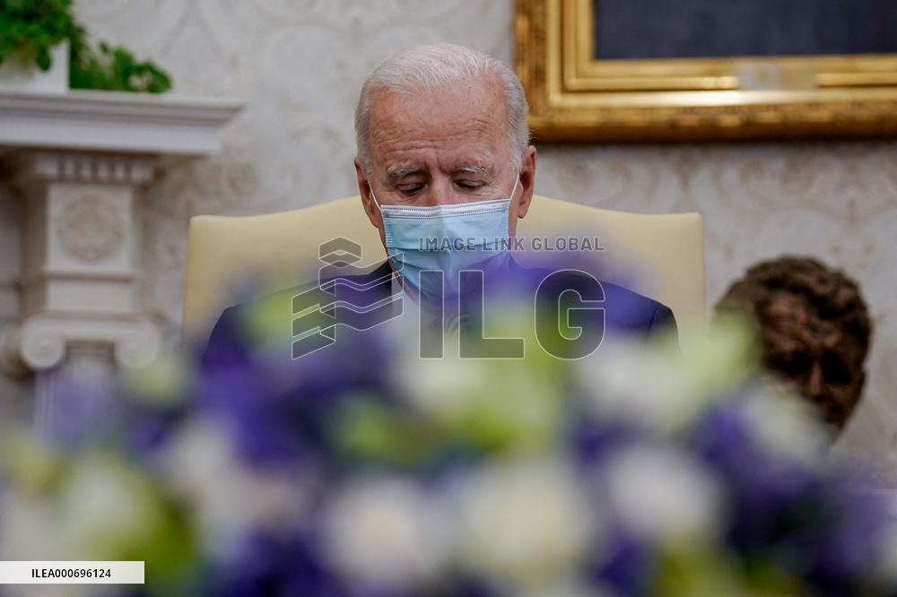 Biden Receives Weekly Economic Briefing - DC