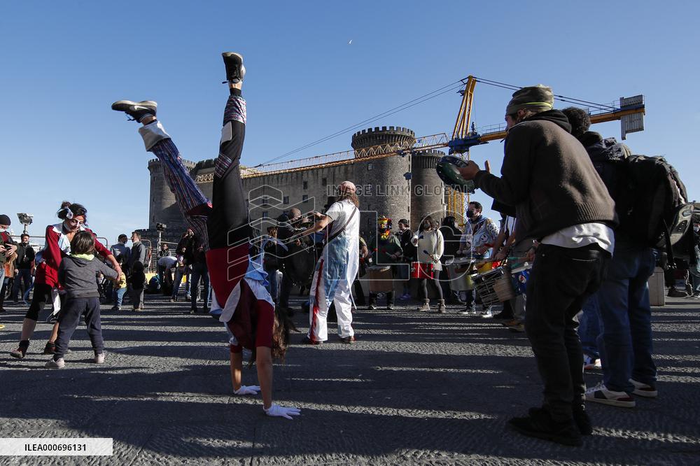 Show business workers continues Friday Protest - Naples