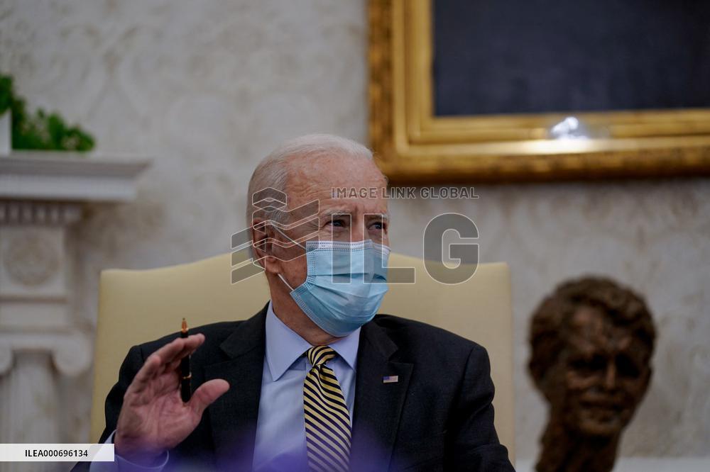 Biden Receives Weekly Economic Briefing - DC