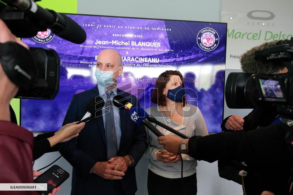 Jean-Michel Blanquer and Roxana Maracineanu visit Toulouse