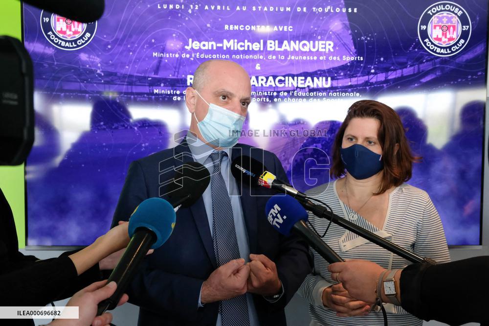 Jean-Michel Blanquer and Roxana Maracineanu visit Toulouse