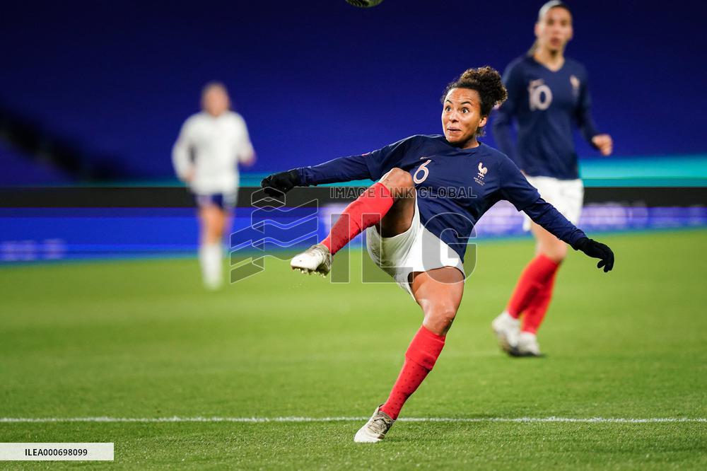 Womens Football Friendly - France v USA