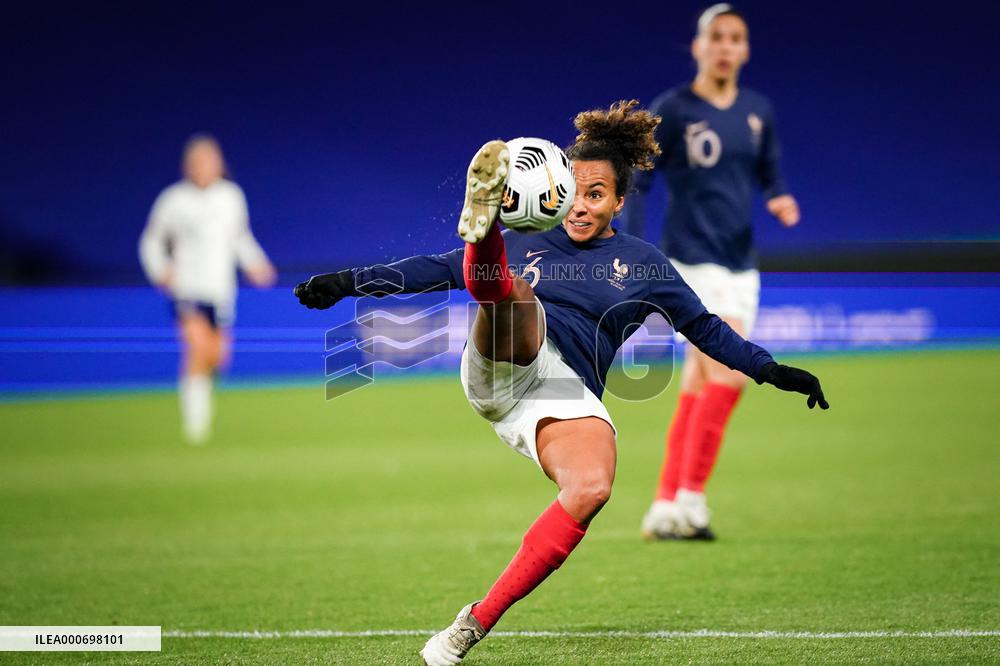 Womens Football Friendly - France v USA