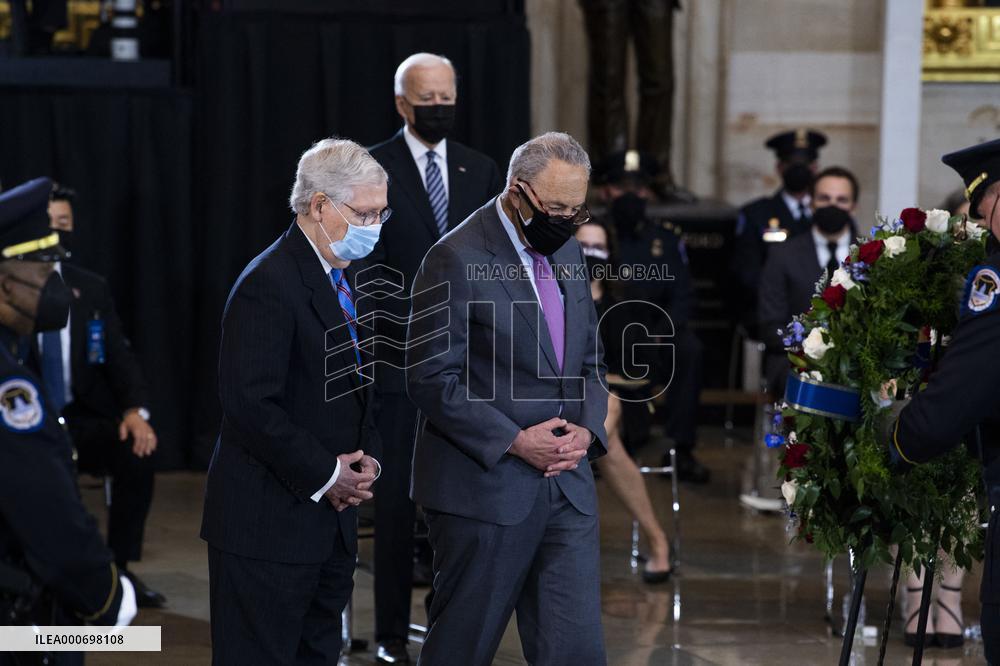 Police Officer William Evans Honored In US Capitol - Washington