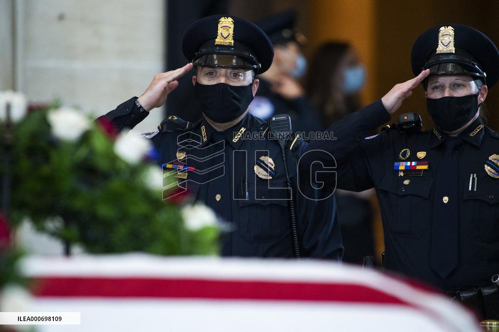 Police Officer William Evans Honored In US Capitol - Washington