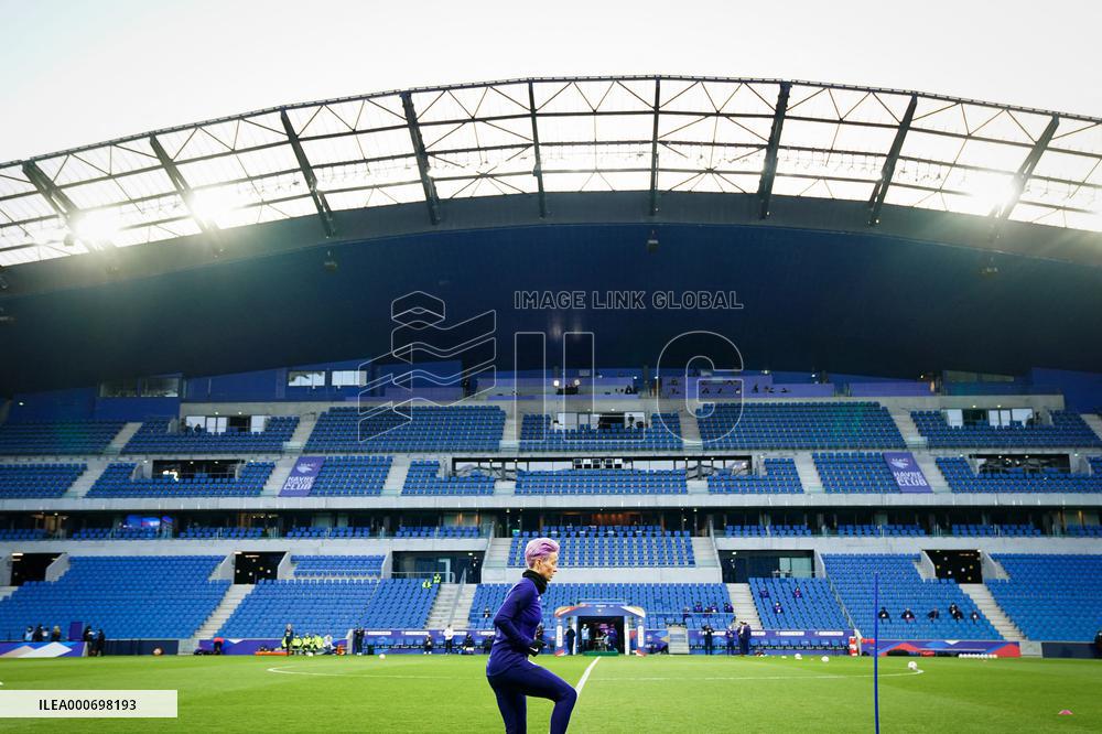 Megan Rapinoe During France v USA