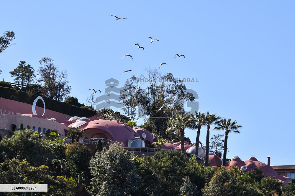 Palais Bulles Of Antti Lovag - Théoule-sur-Mer