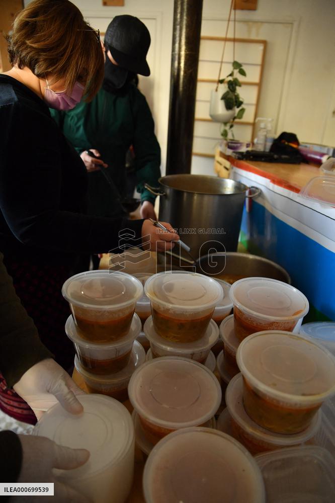 Chorba and meals distribution in Ramadan - Saint Ouen