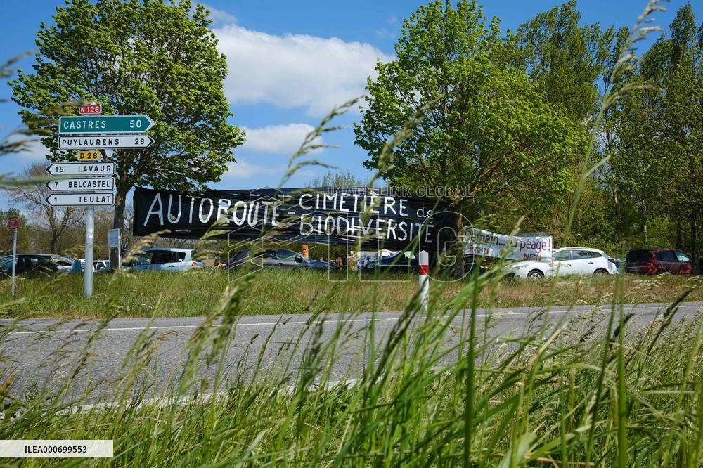 Protest against the Castres-Toulouse motorway project - Teulat