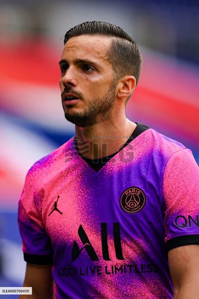 Ligue 1 - PSG v Saint Etienne