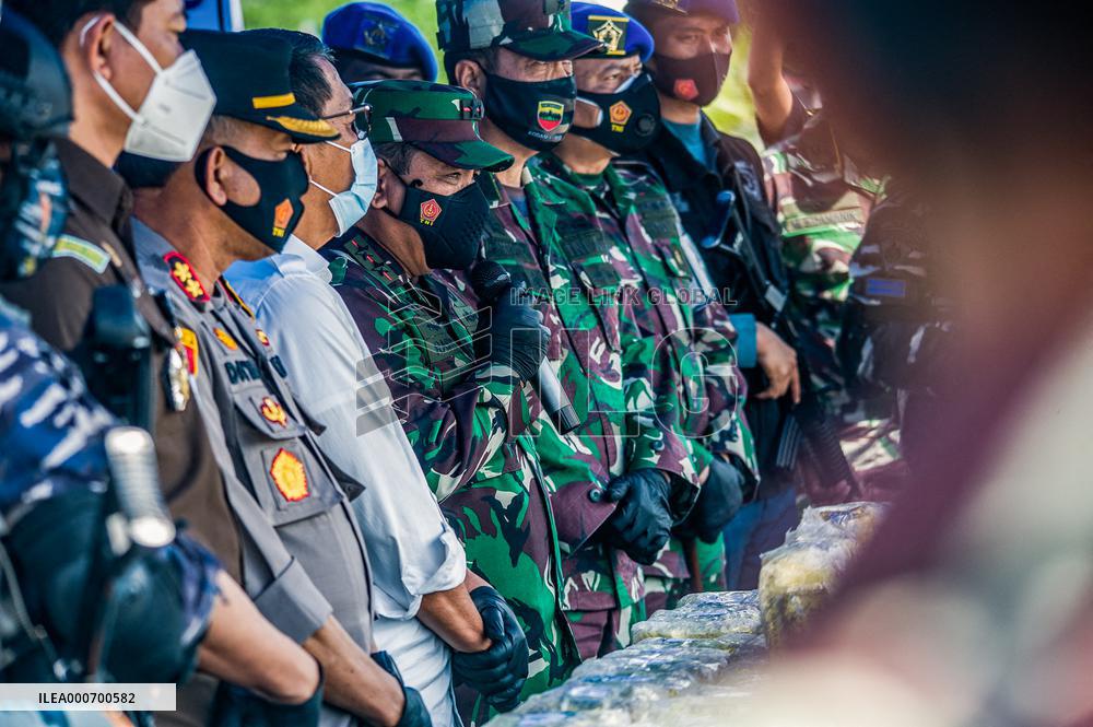 Arrestation Of Two Smugglers Of More Than 100 Kilogerams Of Amphetamine Drugs