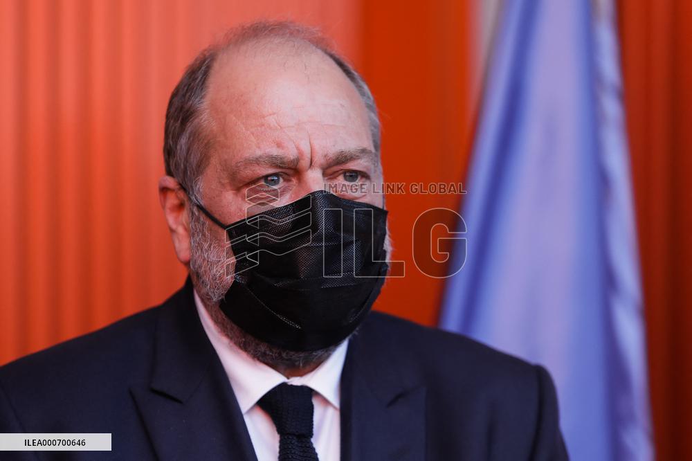 Eric Dupond-Moretti visits Bordeaux-Gradignan penitentiary