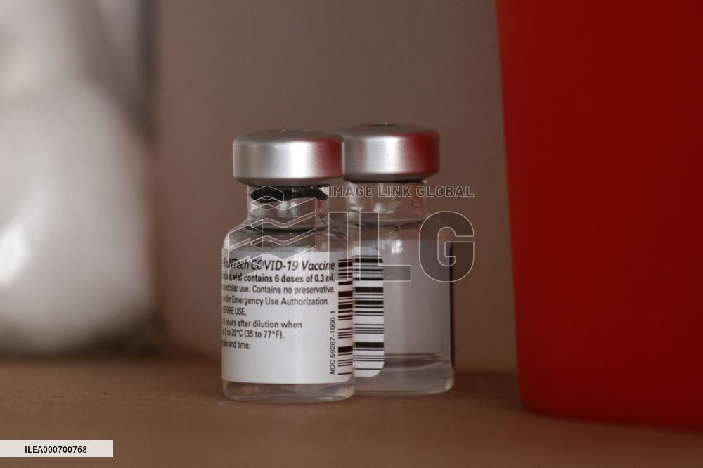 Pfizer BioNTech Covid-19 Mass Vaccination - Mexico