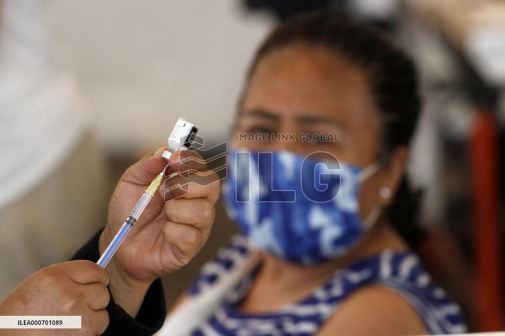 Pfizer BioNTech Covid-19 Mass Vaccination - Mexico