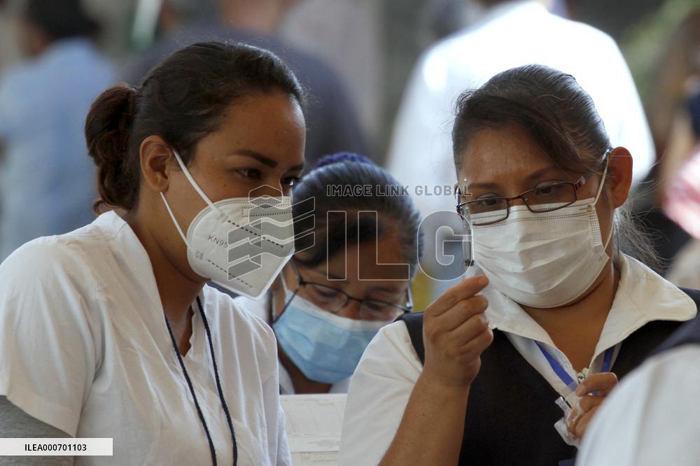 Pfizer BioNTech Covid-19 Mass Vaccination - Mexico