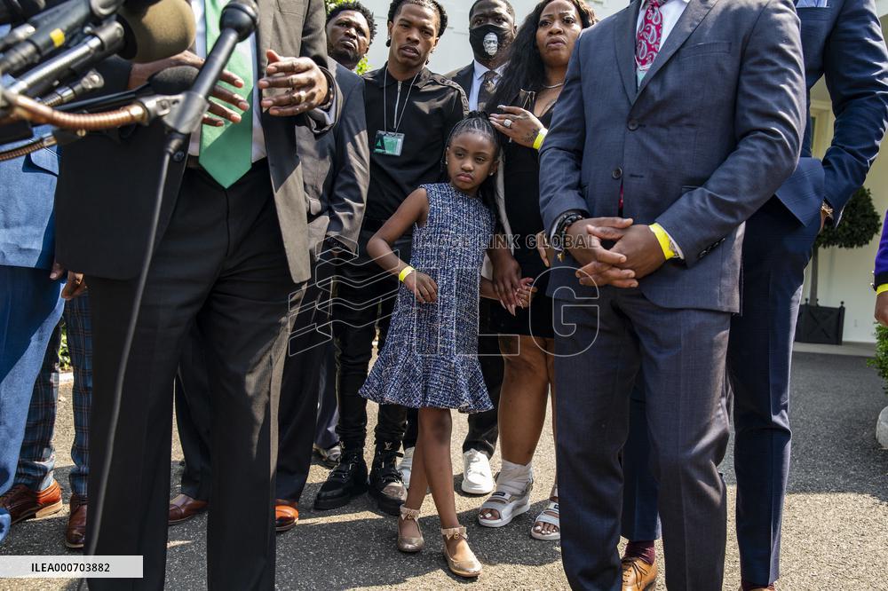 Members of the George Floyd family Meet with President Biden andVice President Kamala Harris
