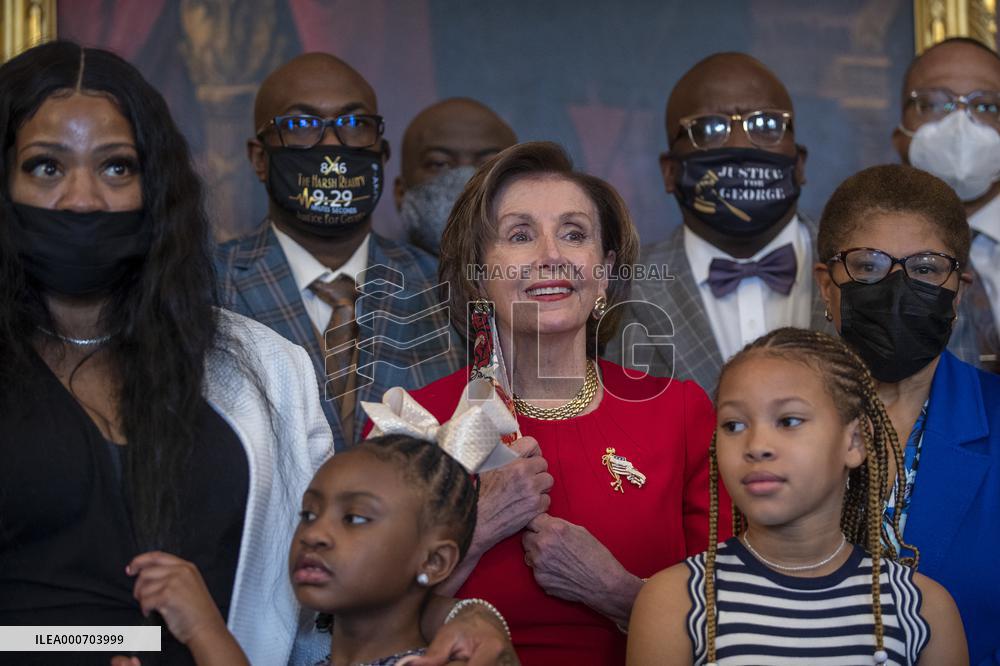 Pelosi Meets With Family Members Of George Floyd - Washington