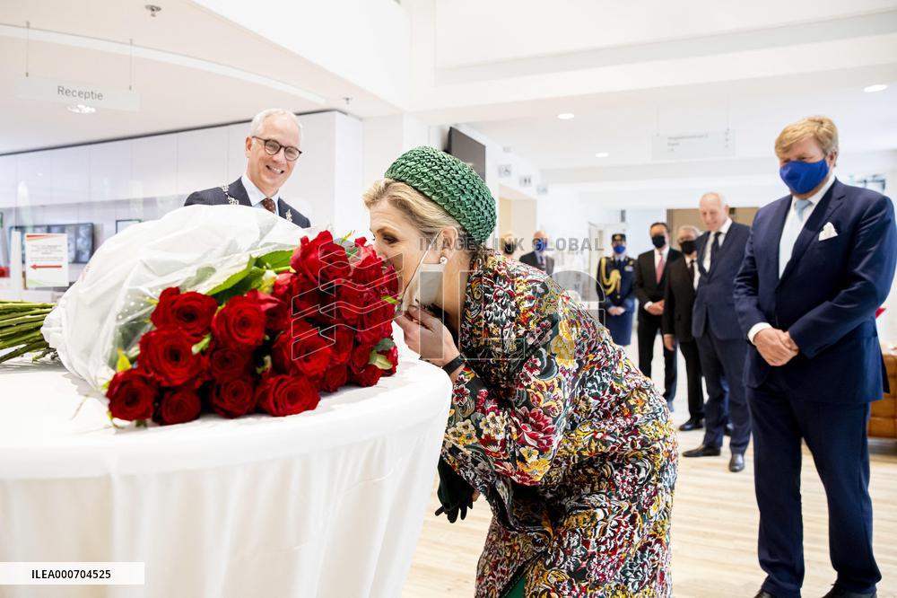 Royal Couple Visit Professionals About Mental Health - North Limburg