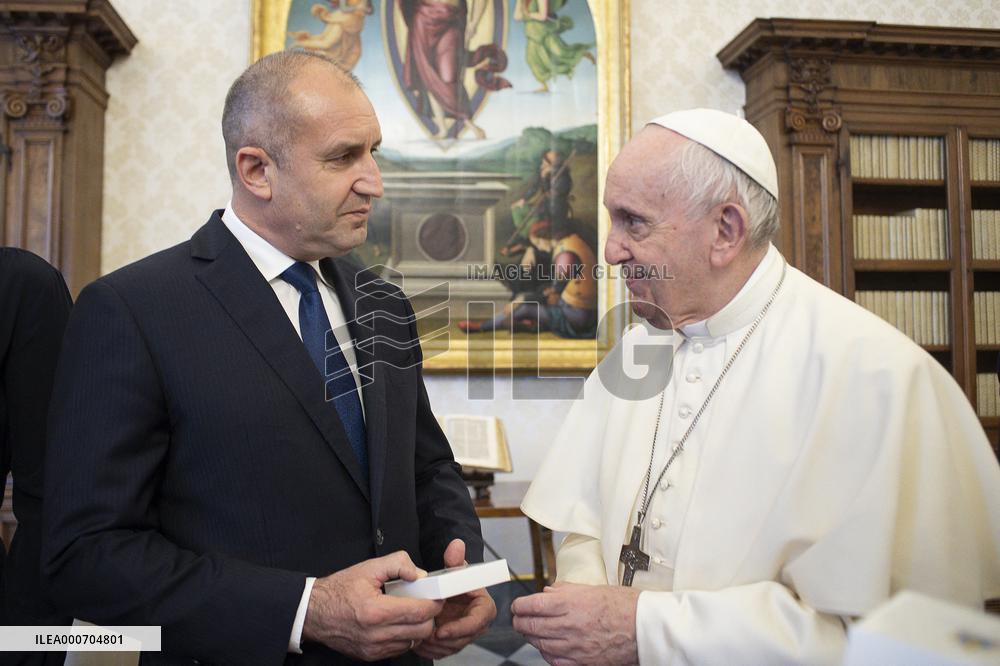 Pope Francis Meets President of the Republic of Bulgaria - Vatican