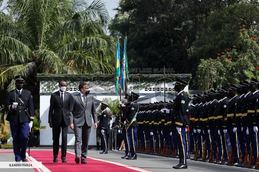 President Macron Meets President of Rwanda Paul Kagame - Kigali