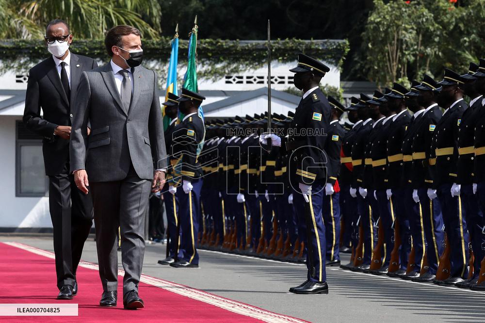 President Macron Meets President of Rwanda Paul Kagame - Kigali
