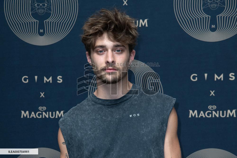 Gims X Magnum Photocall - Paris